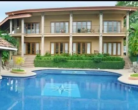 Hotel Palmeras Carrillo Beach
