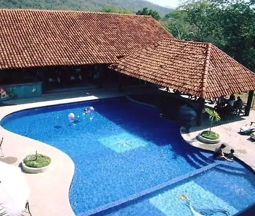 Palmeras Carrillo Beach 2*